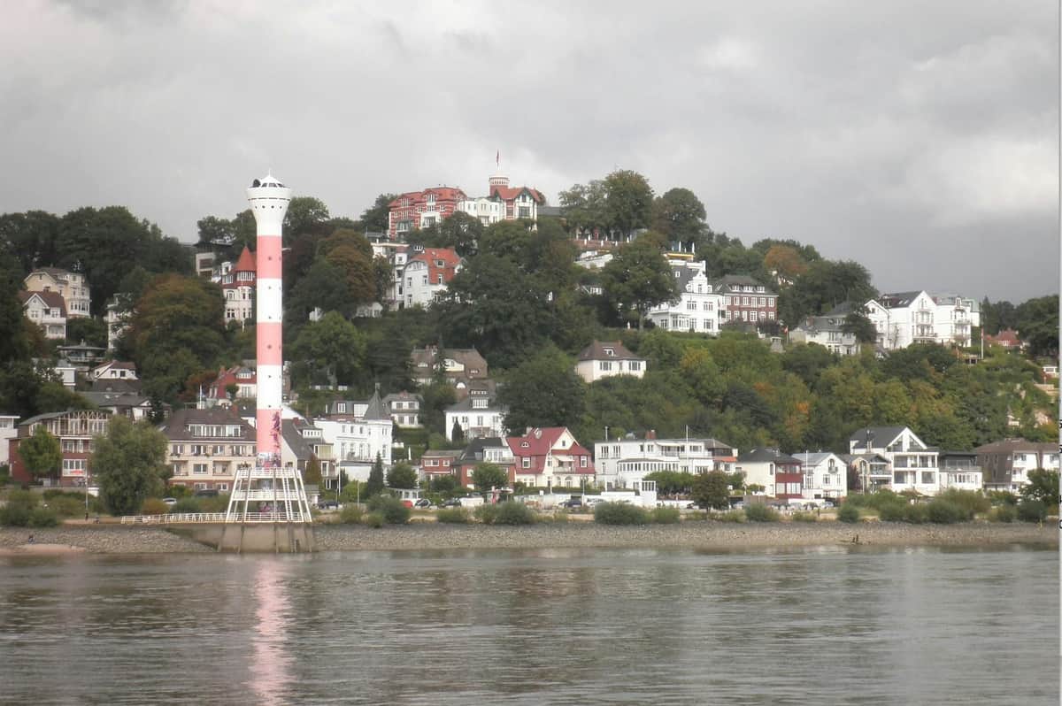 Hamburg: Blankenese District Guided Tour Blankenese Süllberg Staircase quarter