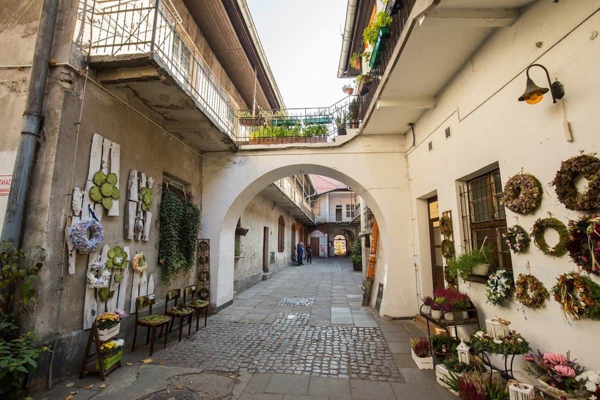 Courtyard of one of the tenements