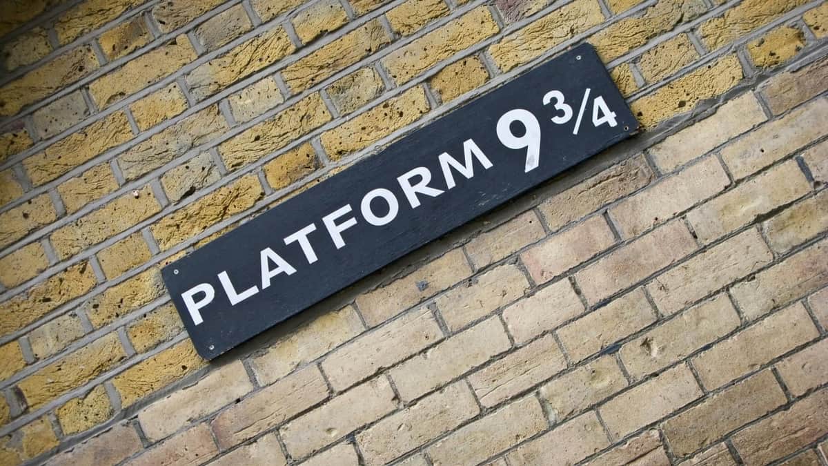 London: Harry Potter Film Sites Tour + Audio Guide Plataform Signal