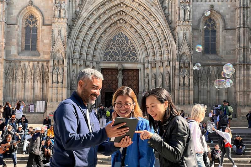 バルセロナ大聖堂の前